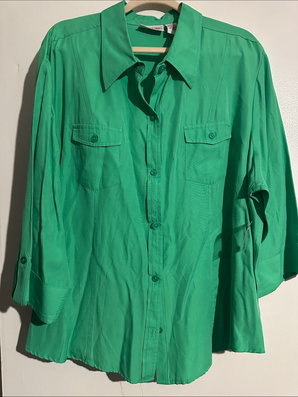 Relaxed Green Button-Down Shirt with Chest Pockets